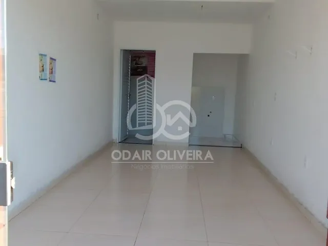 Imagem 2: Comercial com Banheiro e Pia, Disponível para Locação, Canadá, Passos - Mg