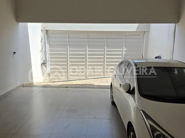 Imagem: Casa de Alto Padrão a Venda em Passos