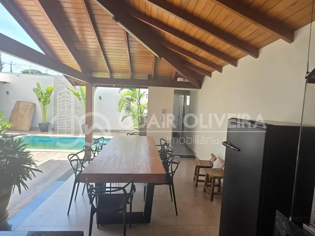 Imagem 8: Casa de Alto Padrão a Venda em Passos - Sofisticação e Conforto em Cada Detalhe