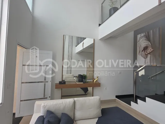 Imagem 16: Casa de Alto Padrão a Venda em Passos - Sofisticação e Conforto em Cada Detalhe