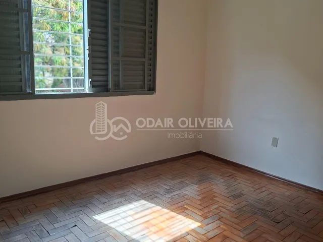 Imagem 5: Casa À Venda no Centro Espaço, Localização e Grande Potencial!