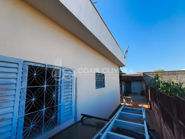 Imagem 7: Casa À Venda no Bairro santa Luzia, na Cidade de Passos-Mg