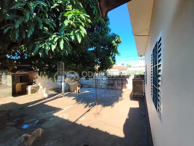 Imagem 14: Casa À Venda no Bairro santa Luzia, na Cidade de Passos-Mg
