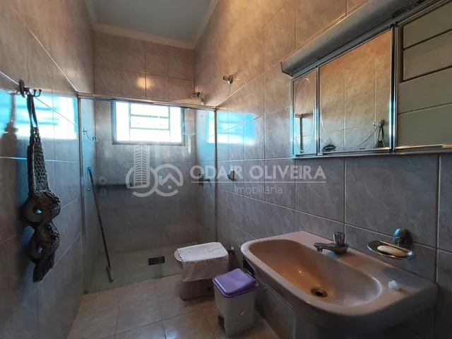 Imagem 15: Casa À Venda no Bairro santa Luzia, na Cidade de Passos-Mg