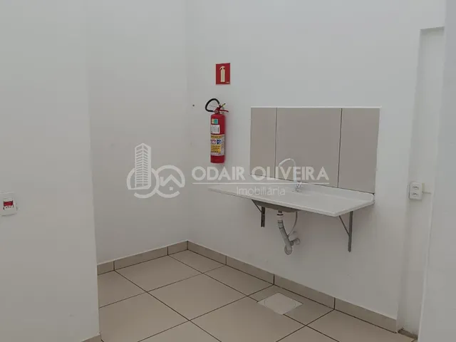 Imagem 5: Oportunidade Imperdível para o Seu Negócio no Coração de Passos!