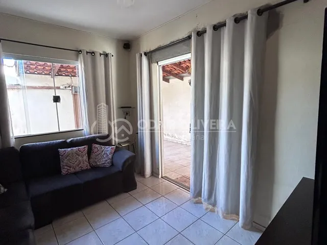 Imagem 2: Casa a Venda no Bairro Nova California, na Cidade de Passos-Mg