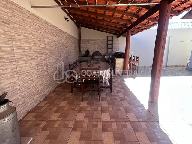 Imagem 2: Casa À Venda no Bairro Panorama em Passos !!!