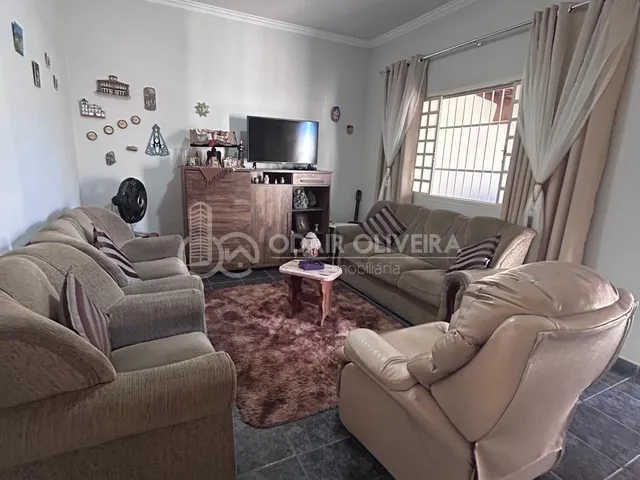 Imagem 14: Casa À Venda no Bairro Panorama em Passos !!!