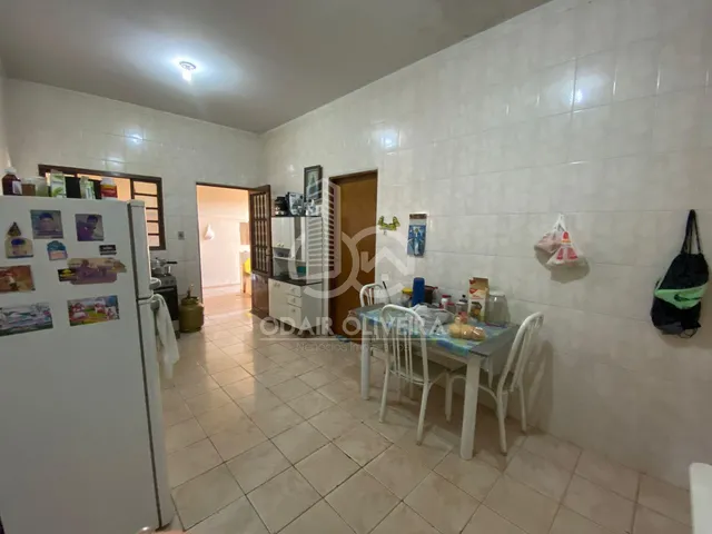 Imagem 4: Casa com 3 Quartos, Área Coberta, À Venda, Nossa Senhora das Gracas, Passos - Mg