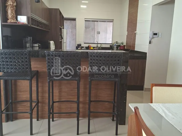 Imagem 2: Casa À Venda com 2 Quartos, Suíte e Closet no santa Luzia Passos/Mg