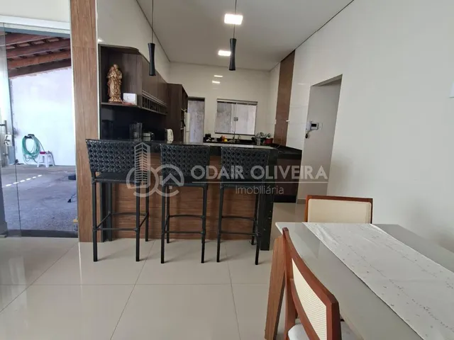 Imagem 3: Casa À Venda com 2 Quartos, Suíte e Closet no santa Luzia Passos/Mg