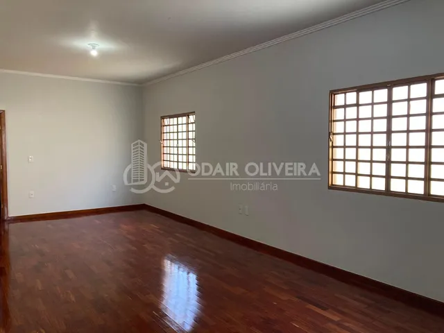 Imagem 7: Casa Comercial e Residencial Disponível para Locação, Centro, Passos - Mg