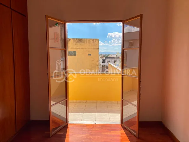 Imagem 12: Casa Comercial e Residencial Disponível para Locação, Centro, Passos - Mg