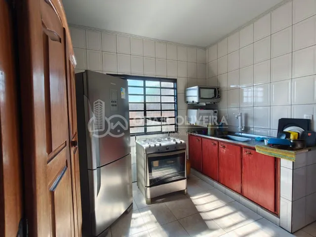 Imagem 2: Casa com 3 Quartos À Venda no Penha 2, na Cidade de Passos-Mg