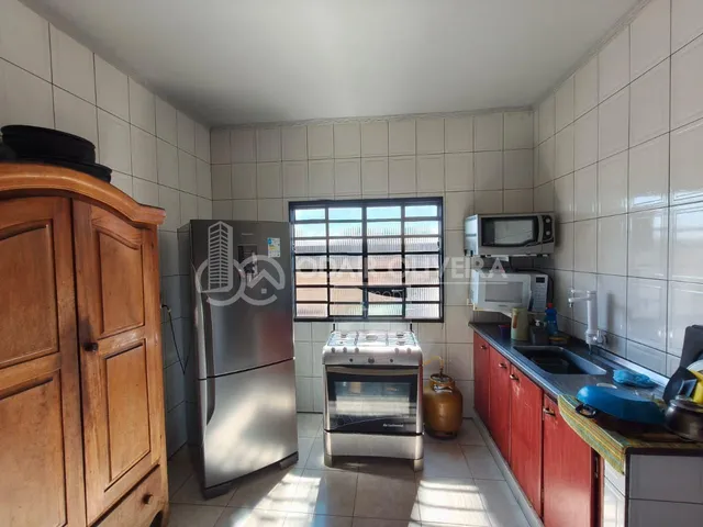 Imagem 10: Casa com 3 Quartos À Venda no Penha 2, na Cidade de Passos-Mg