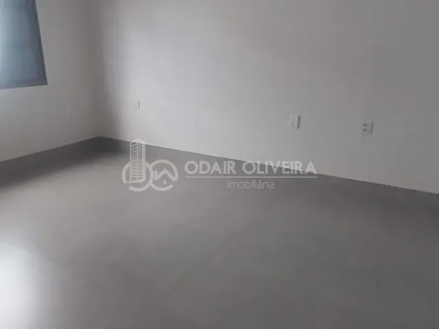Imagem 11: Casa Recém Reformada em Fino Acabamento no Colégio de Passos