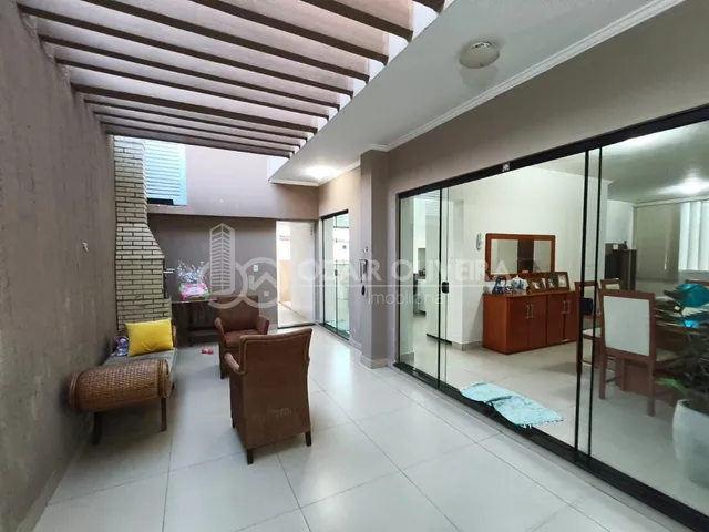 Imagem: Casa Numa Ótima Localização, Próximo
