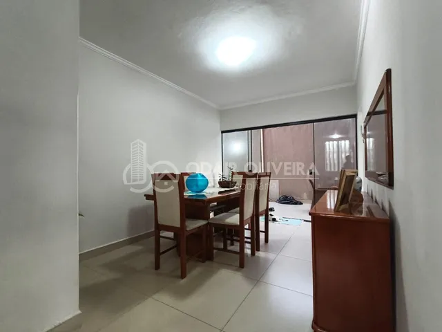 Imagem 4: Casa Numa Ótima Localização, Próximo Ao Carmelo São José, de Esquina
