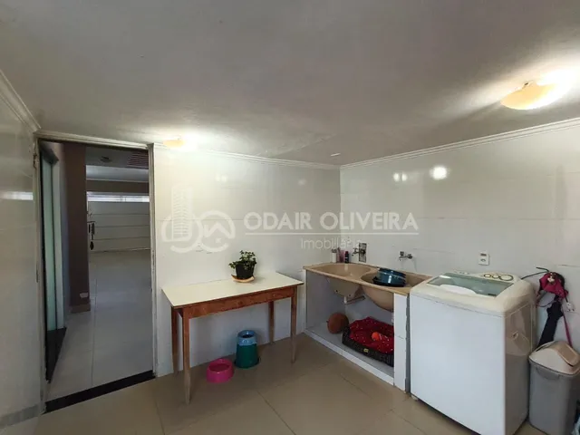 Imagem 8: Casa Numa Ótima Localização, Próximo Ao Carmelo São José, de Esquina