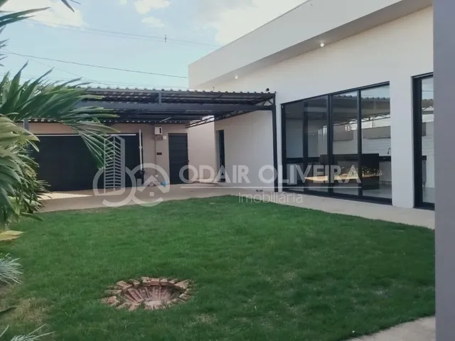 Imagem 2: Casa Alto Padrão para Venda no Bairro Nova Passos
