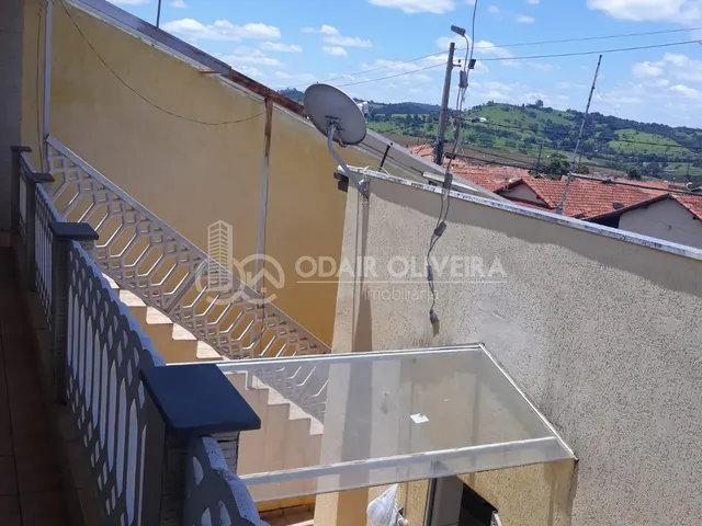 Imagem 2: Sobrado À Venda no Bairro Nova Califórnia na Cidade de Passos/Mg