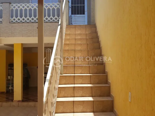 Imagem 8: Sobrado À Venda no Bairro Nova Califórnia na Cidade de Passos/Mg