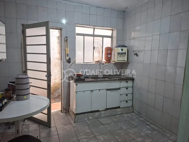 Imagem 4: Casa em Terreno com Ótima Localização, Próximo Aos Bancos