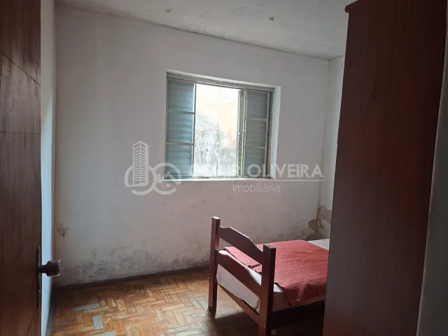 Imagem 6: Casa em Terreno com Ótima Localização, Próximo Aos Bancos