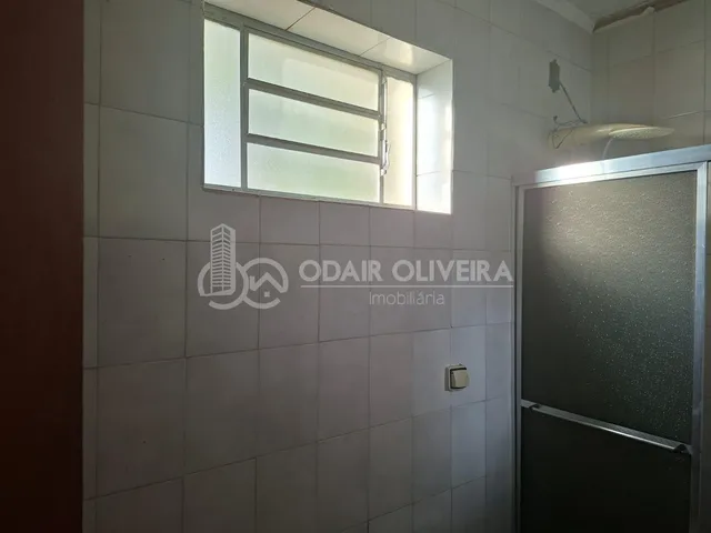 Imagem 7: Casa em Terreno com Ótima Localização, Próximo Aos Bancos