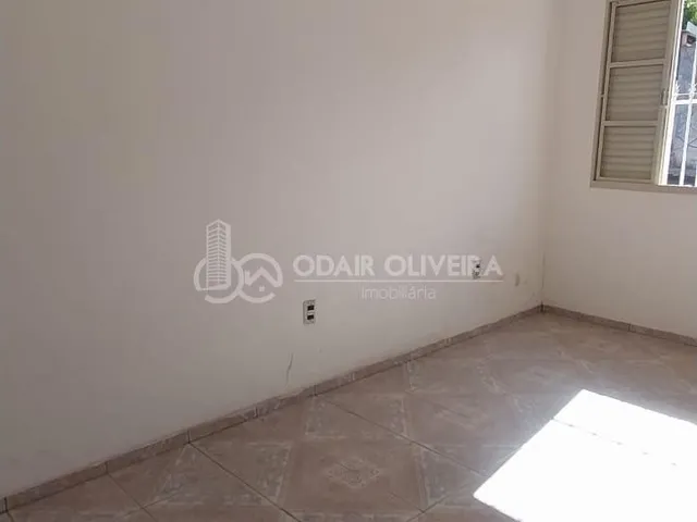 Imagem 3: Casa no Bairro santa Luzia em Terreno Espaçoso de 300 M
