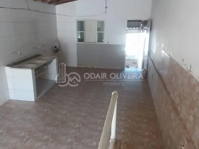 Imagem 9: Casa no Bairro santa Luzia em Terreno Espaçoso de 300 M