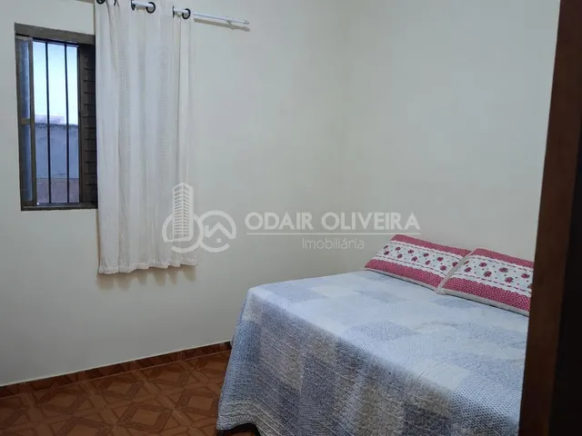 Imagem 3: Casa com 3 Quartos Bem Localizada no Bairro santa Luzia