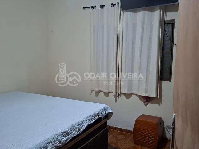 Imagem 6: Casa com 3 Quartos Bem Localizada no Bairro santa Luzia