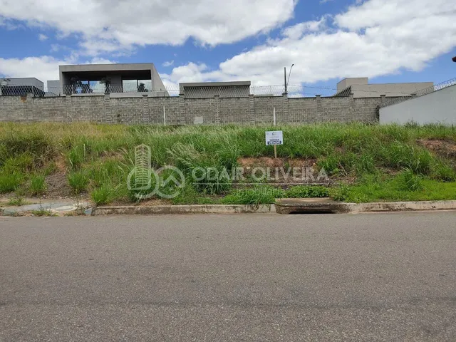 Imagem: Terreno À Venda no Recanto do Bosque na