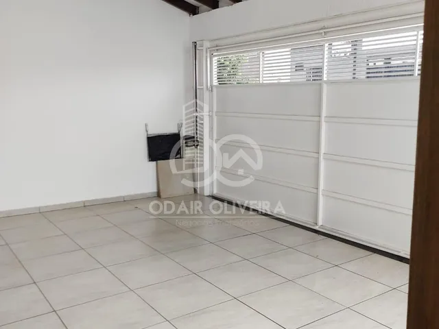 Imagem 2: Casa com 3 Dormitórios À Venda, Vila Betinho, Passos - Mg