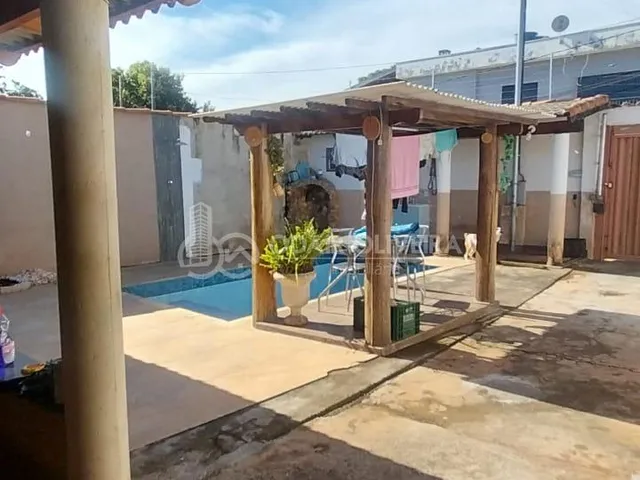 Imagem 13: Casa no Bairro Jardim Polivalente com Dois Quartos e Piscina