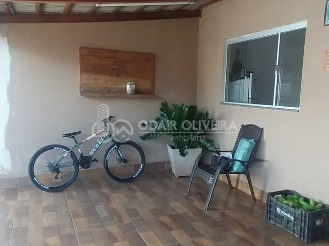 Imagem 9: Casa no Bairro Jardim Polivalente com Dois Quartos e Piscina