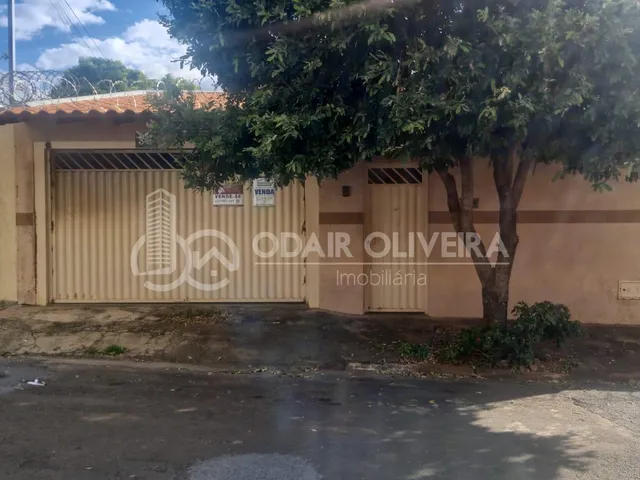 Imagem: Casa com Dois Quartos, Banheiro Social