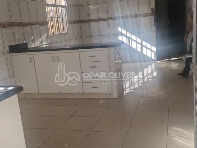 Imagem 2: Casa com Dois Quartos, Banheiro Social, Sala, Copa e Cozinha Conjugada