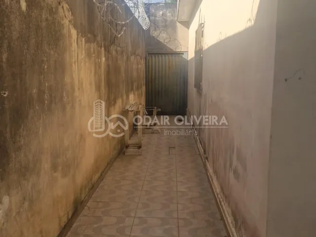 Imagem 11: Casa com Dois Quartos, Banheiro Social, Sala, Copa e Cozinha Conjugada