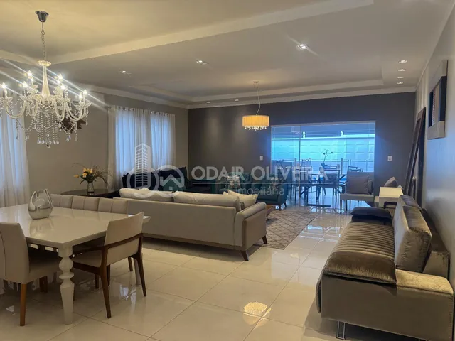 Imagem 10: Casa de Alto Padrao Disponivel para Venda no Condominio Vale Verde