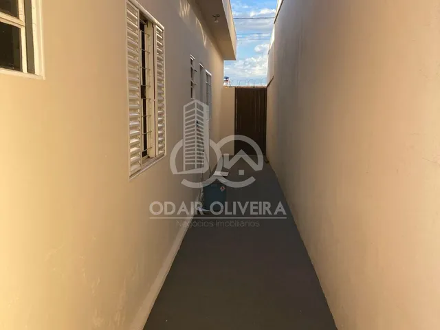 Imagem 3: Casa a Venda com 3 Dormitorios - Bairro santa Maria Goretti, Passos - Mg