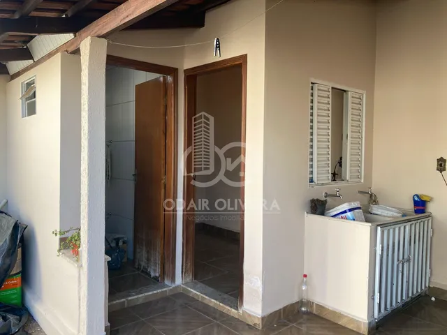 Imagem 4: Casa a Venda com 3 Dormitorios - Bairro santa Maria Goretti, Passos - Mg