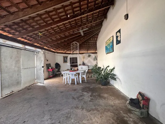 Imagem 2: Casa de 2 Quartos e Garagem Coberta À Venda, Primavera, Passos - Mg