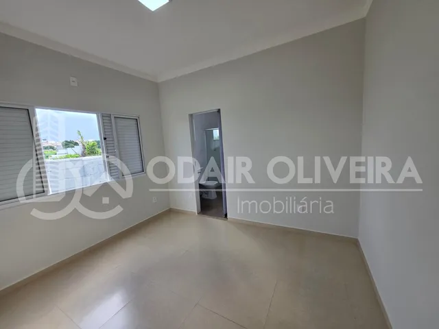 Imagem 5: Belissima Casa no Panorama com 2 Suítes e Área Gourmet Completa Espaço e Conforto em Alto Padrão