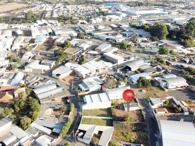 Imagem 2: Terreno Comercial de 800M À Venda, Serra das Brisas, Passos - Mg