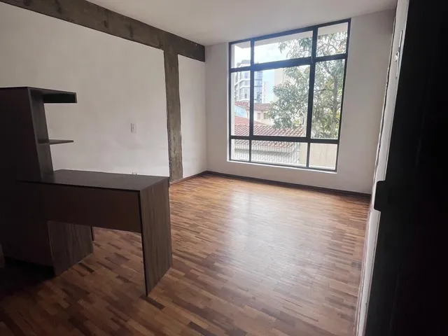 Imagem 5: Apartamento Semi-Mobiliado com 4 Dormitórios no Alto da Glória