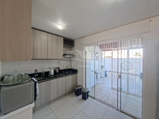 Imagem 13: Imperdível Casa À Venda em Porto Alegre-Rs, Bairro Hípica: 2 Quartos, 2 Suítes, 1 Vaga, 154M² de Área!