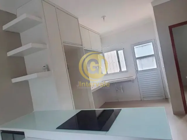 Imagem 5: Casa À Venda no Villa Branca Jacareí com 2 Quartos, 1 Suíte e Jardim de Inverno