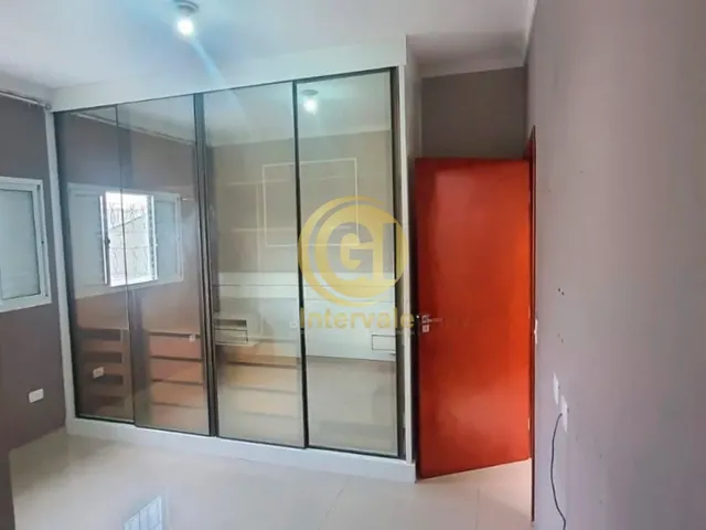 Imagem 16: Casa À Venda no Villa Branca Jacareí com 2 Quartos, 1 Suíte e Jardim de Inverno